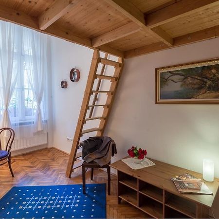 Rustic Elegance Apartamento Budapeste Exterior foto